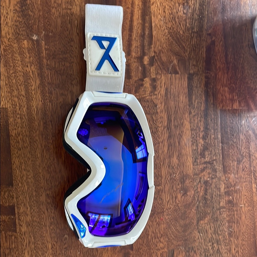 Anon ski/snowboard Goggles